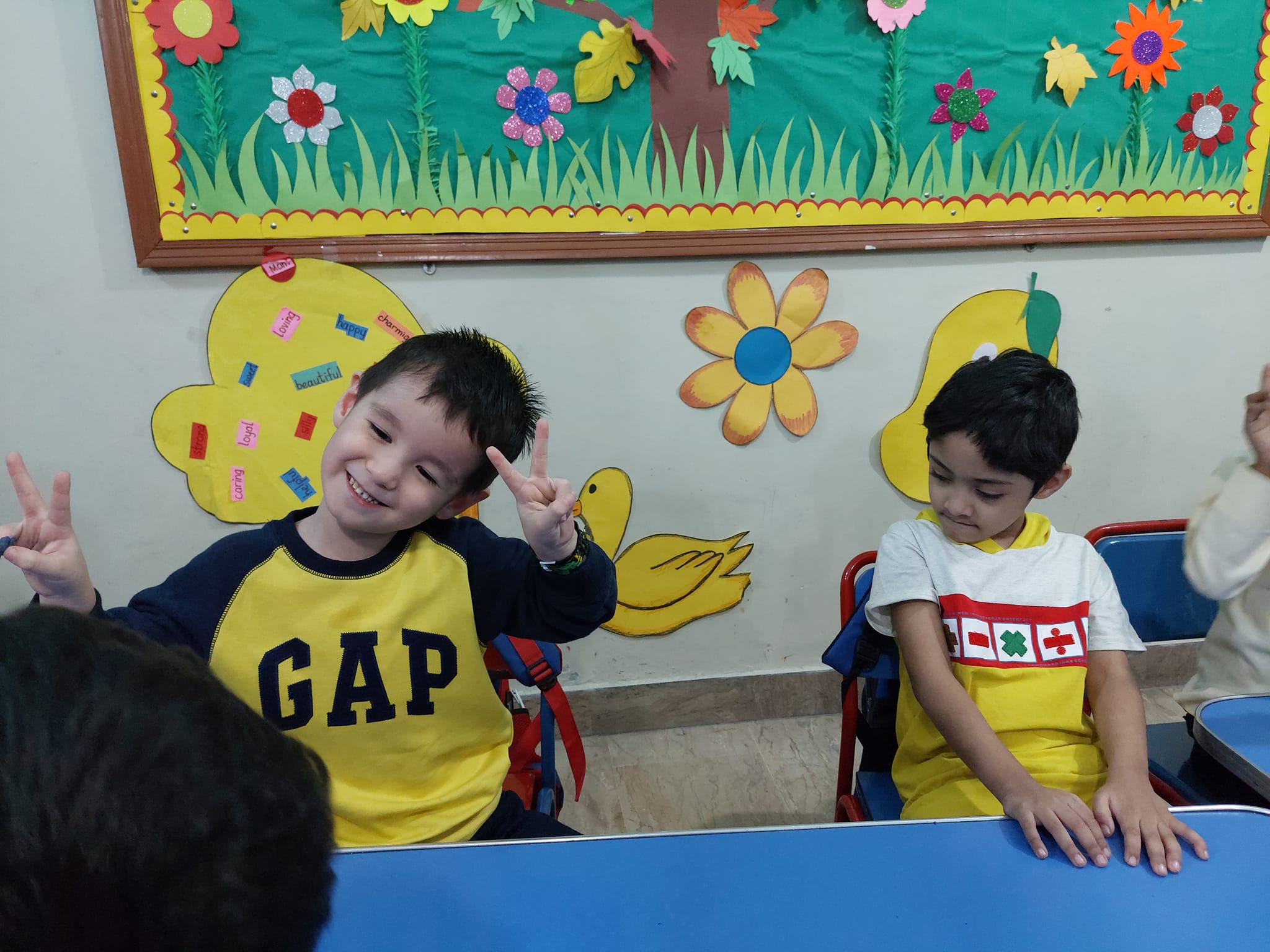 318345318_2544646615676740_6051340595802500664_n